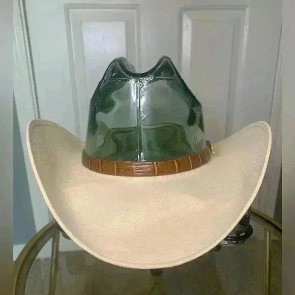 Cowboy hat 1 little tequila - Picture 1 of 11